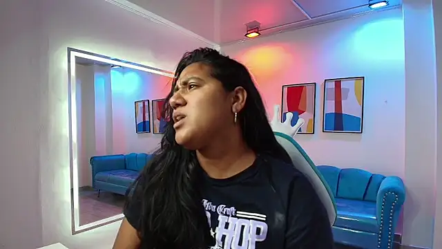 Snapshot of Alondra_gomexxx chatting on 11-06-25, 03:40 Alondra gomexxx online show from 11-06-25, 03:40