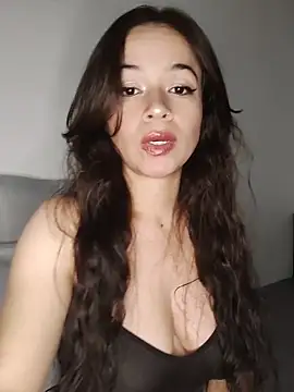 danielamonet online show from 04-29-26, 02:04
