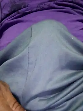 Alvaroz1992 online show from 11-23-25, 08:41