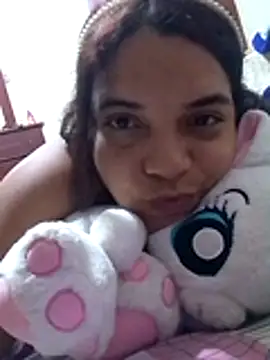 Snapshot of Thekatty10 chatting on 11-06-25, 05:30 Thekatty10 online show from 11-06-25, 05:30