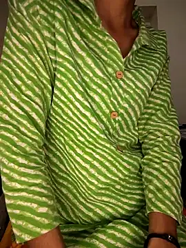 Isha kumari 69 online show from 04-22-26, 09:01