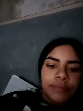 Snapshot of ginera_18 chatting on 11-05-25, 11:10 ginera 18 online show from 11-05-25, 11:10