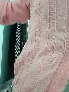 sanjana077 online show from 12-16-25, 04:50