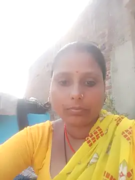 Snapshot of MiniBeast_2 chatting on 11-09-25, 08:34 MiniBeast 2 online show from 11-09-25, 08:34