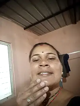 Snapshot of Chinki_pande chatting on 02-01-26, 04:55 Chinki pande online show from 02-01-26, 04:55