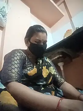 Snapshot of Chinki_pande chatting on 02-18-26, 02:46 Chinki pande online show from 02-18-26, 02:46