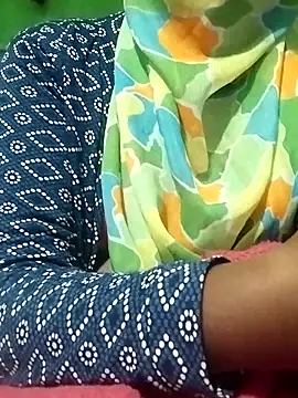 Hott minesh online show from 11-16-25, 01:22