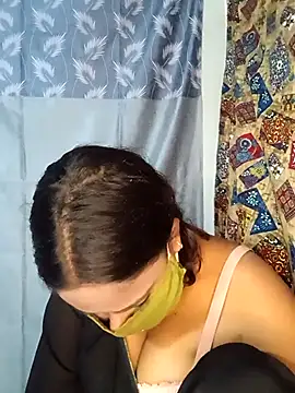 V HOT CUTE online show from 11-10-25, 10:14