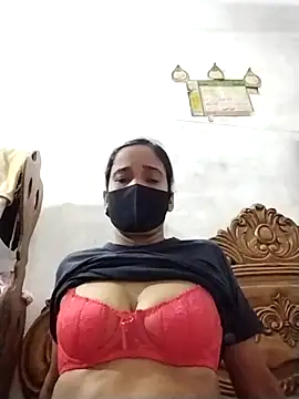 Snapshot of Fast_lady chatting on 11-15-25, 02:42 Fast lady online show from 11-15-25, 02:42