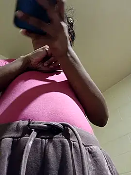 Snapshot of SITHANDRAH chatting on 11-14-25, 10:51 SITHANDRAH online show from 11-14-25, 10:51