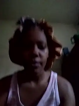 Snapshot of SITHANDRAH chatting on 01-11-26, 01:38 SITHANDRAH online show from 01-11-26, 01:38