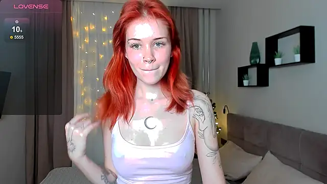 alice with freckles online show from 11-29-25, 02:09