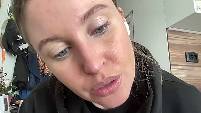 Ameli8 online show from 02-19-26, 12:34