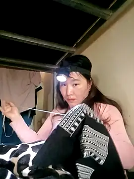 Helen kelly online show from 12-20-25, 05:36