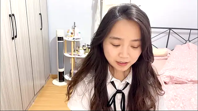 Hmm 0303 online show from 03-18-26, 04:43