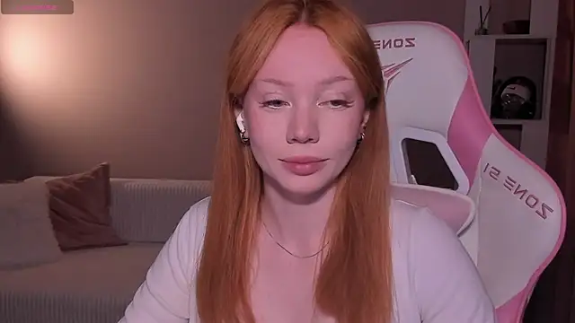 Elisahsthetics online show from 07-12-26, 07:49