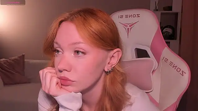 Elisahsthetics online show from 07-20-26, 07:38