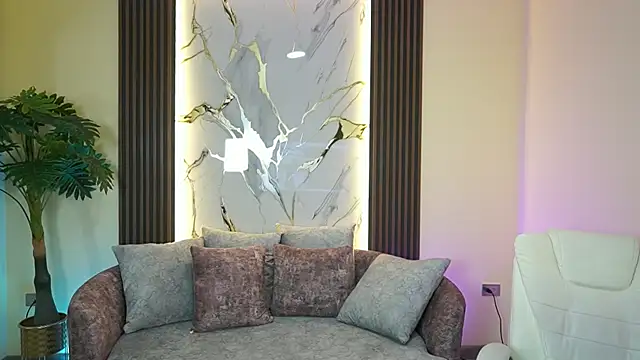 TessaaFox online show from 12-01-25, 11:48