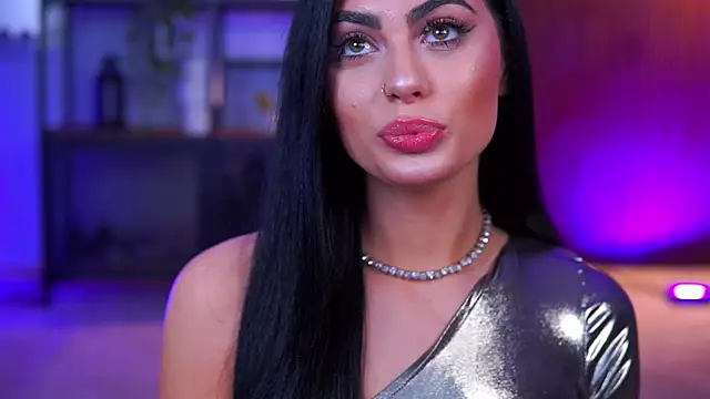 RavennaDArcy online show from 01-11-26, 07:19