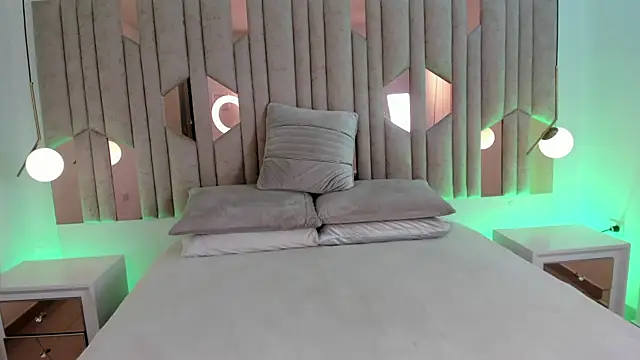 sofi zaens online show from 01-08-26, 04:15