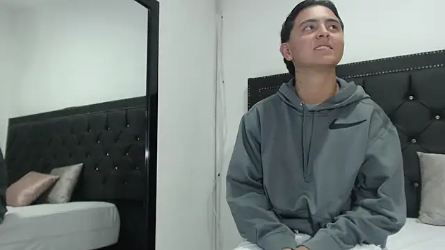 EnderCaspian online show from 11-06-25, 12:39