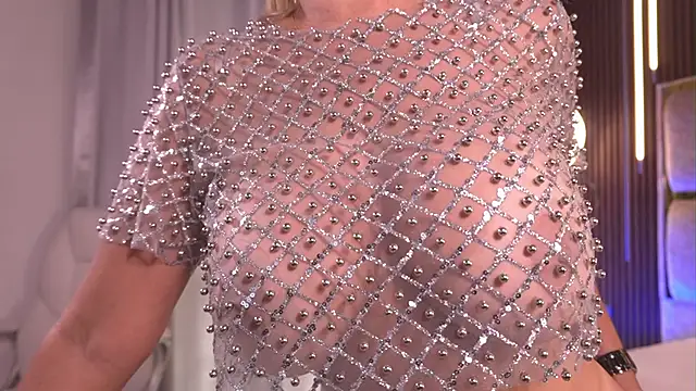 alicia xoxo online show from 11-16-25, 02:55