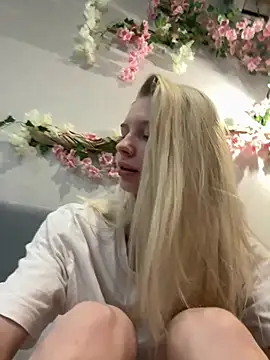 alice wond online show from 02-26-26, 04:06