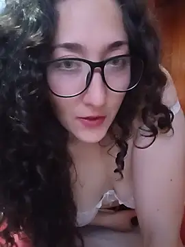 Snapshot of _sweetdelight_ chatting on 06-26-26, 04:39 sweetdelight online show from 06-26-26, 04:39