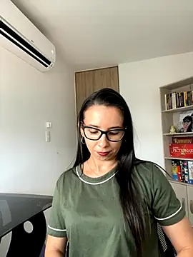 Vicky ro online show from 11-14-25, 09:13