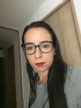 Vicky ro online show from 11-20-25, 01:06