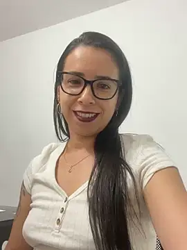 Vicky ro online show from 12-03-25, 02:41