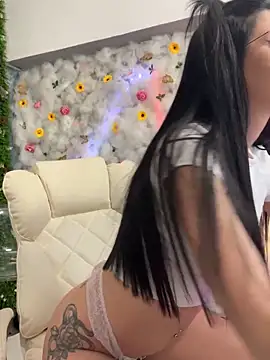 Candy T33n online show from 12-04-25, 04:38