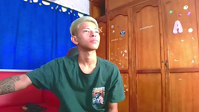 Tessachains 2  online show from 02-25-26, 04:38