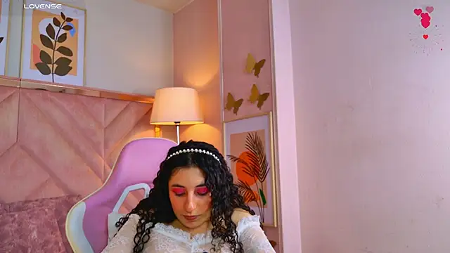 DemiJones  online show from 05-27-26, 05:15