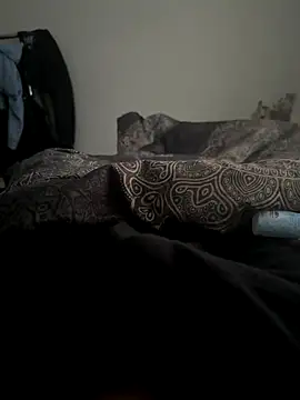 Snapshot of esko42 chatting on 11-06-25, 08:04 esko42 online show from 11-06-25, 08:04