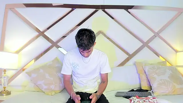 Aitana valverde online show from 11-07-25, 07:47