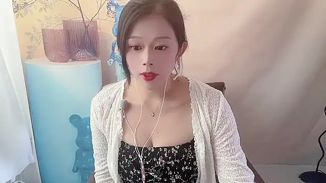 cici bbyy online show from 12-17-25, 06:08