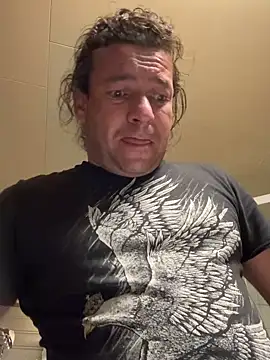 miguel910921 online show from 11-09-25, 02:54