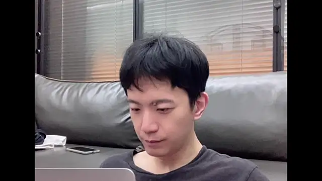 CouplingCry online show from 11-29-25, 02:20