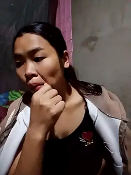 Snapshot of Mabel-122 chatting on 11-15-25, 02:53 Mabel-122 online show from 11-15-25, 02:53