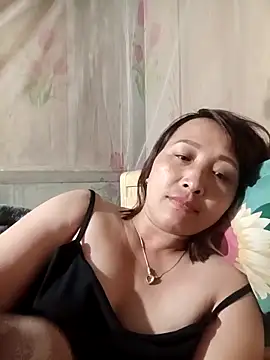 Missa-kute20 online show from 04-01-26, 01:41