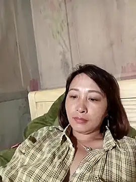 Missa-kute20 online show from 04-19-26, 10:56