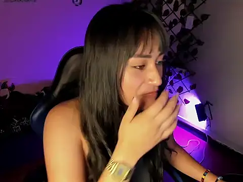 Snapshot of Dhany_Naugthy_ chatting on 11-10-25, 07:57 Dhany Naugthy online show from 11-10-25, 07:57