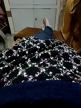 Snapshot of iiseemasingh chatting on 11-17-25, 03:56 iiseemasingh online show from 11-17-25, 03:56