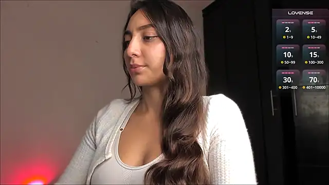 LilyGarcia online show from 04-10-26, 11:42