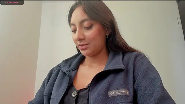 Snapshot of LilyGarcia chatting on 05-13-26, 04:59 LilyGarcia online show from 05-13-26, 04:59