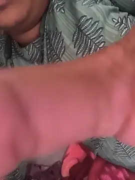 Snapshot of laxmi2629 chatting on 11-11-25, 06:02 laxmi2629 online show from 11-11-25, 06:02