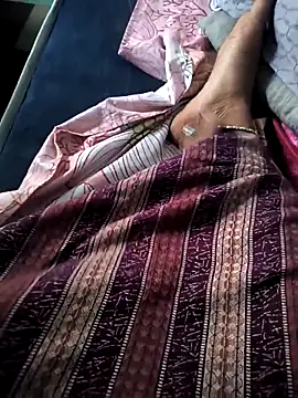 Snapshot of laxmi2629 chatting on 11-14-25, 10:58 laxmi2629 online show from 11-14-25, 10:58