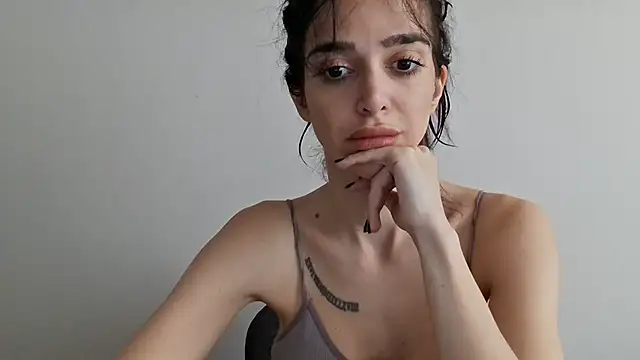 gloriyapg online show from 12-14-25, 10:42