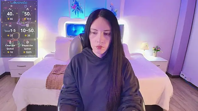 Snapshot of Neo_sarah_ chatting on 06-18-26, 03:29 Neo sarah online show from 06-18-26, 03:29